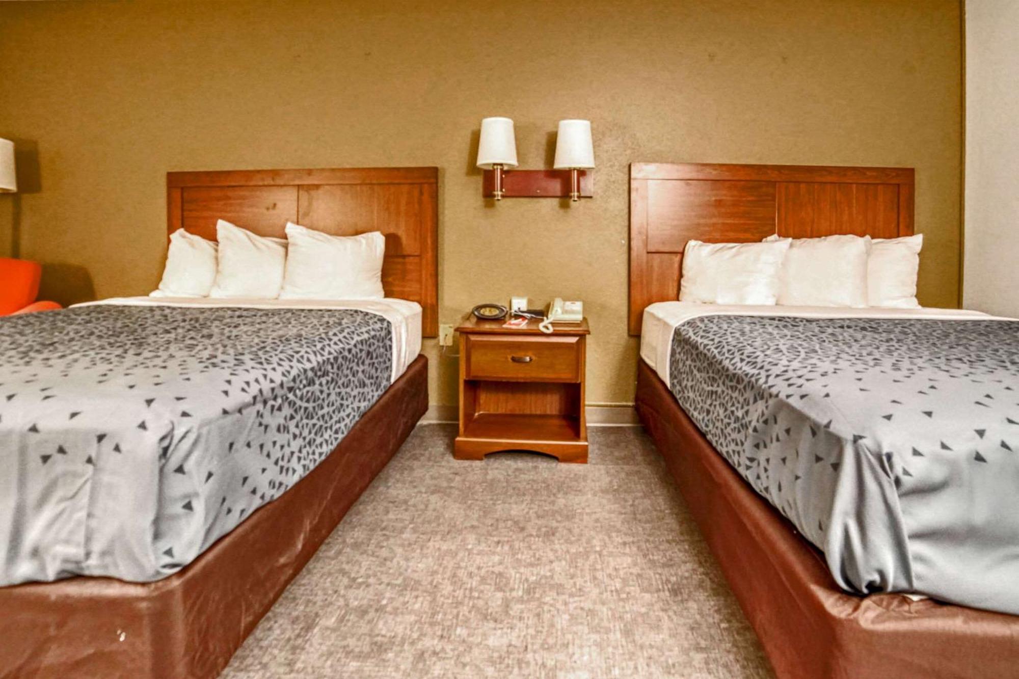 Econo Lodge Raleigh Esterno foto