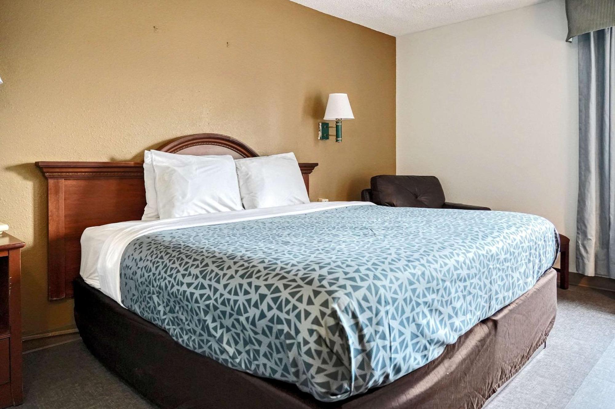 Econo Lodge Raleigh Esterno foto