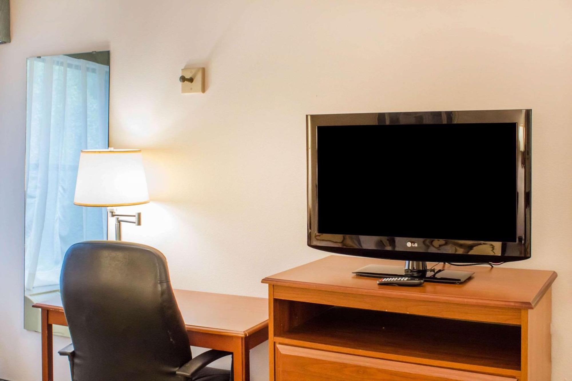 Econo Lodge Raleigh Esterno foto