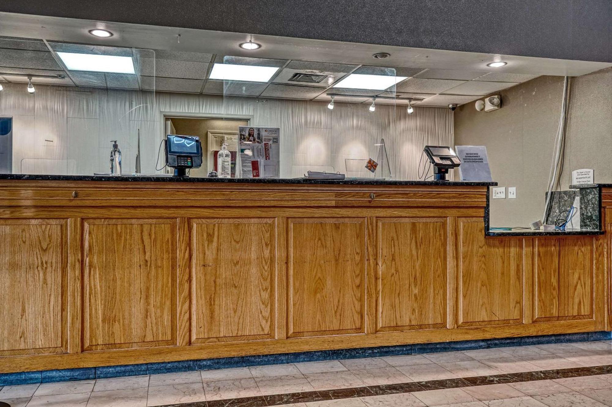 Econo Lodge Raleigh Esterno foto