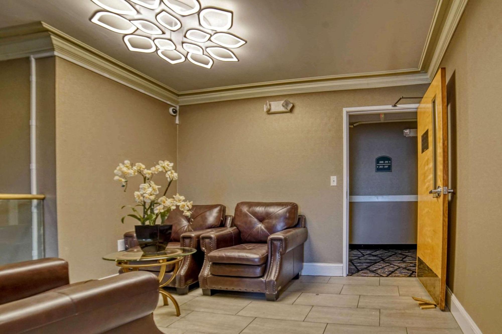 Econo Lodge Raleigh Esterno foto